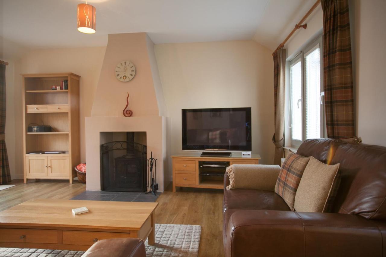 Loch Ness Abbey Cottages Fort Augustus Eksteriør bilde