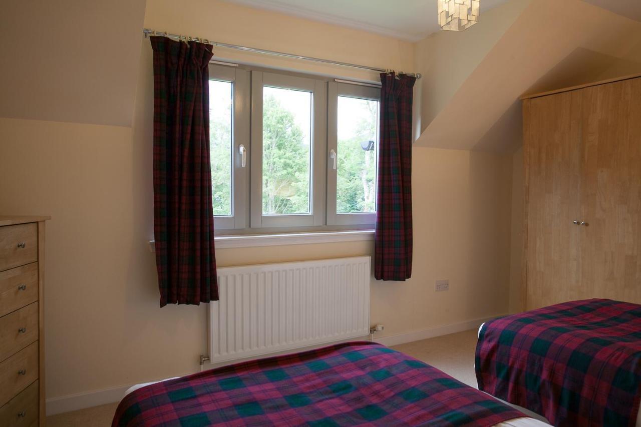 Loch Ness Abbey Cottages Fort Augustus Eksteriør bilde